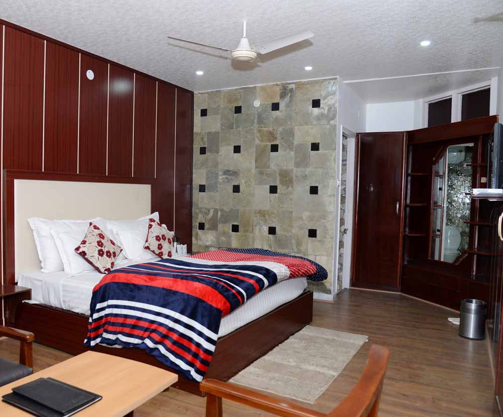 Super Deluxe Family Suite A.C